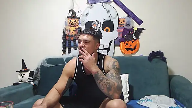 Snapshot of Tiberius_hunk chatting on November 12, 2025, 6:30 pm Tiberius hunk online show from November 12, 2025, 6:30 pm