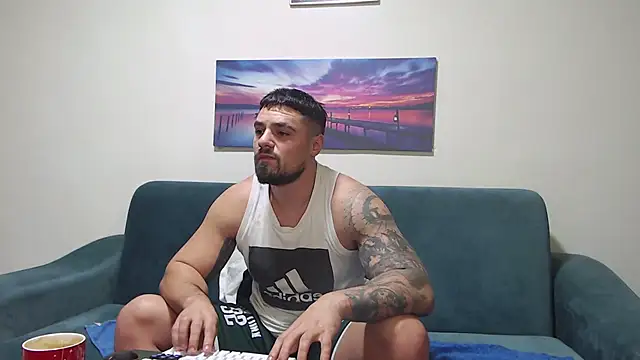 Snapshot of Tiberius_hunk chatting on November 28, 2025, 7:33 am Tiberius hunk online show from November 28, 2025, 7:33 am