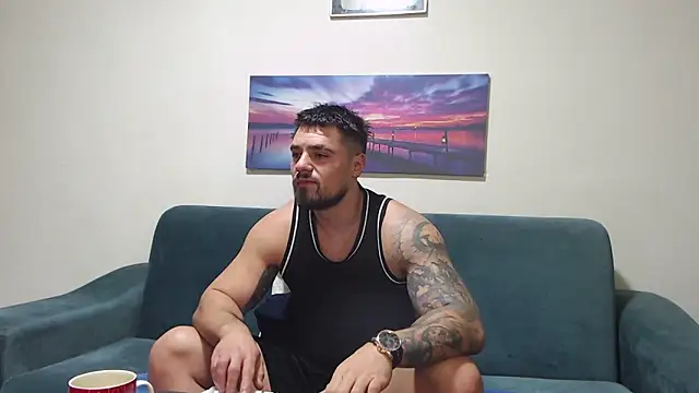 Snapshot of Tiberius_hunk chatting on November 29, 2025, 7:55 am Tiberius hunk online show from November 29, 2025, 7:55 am