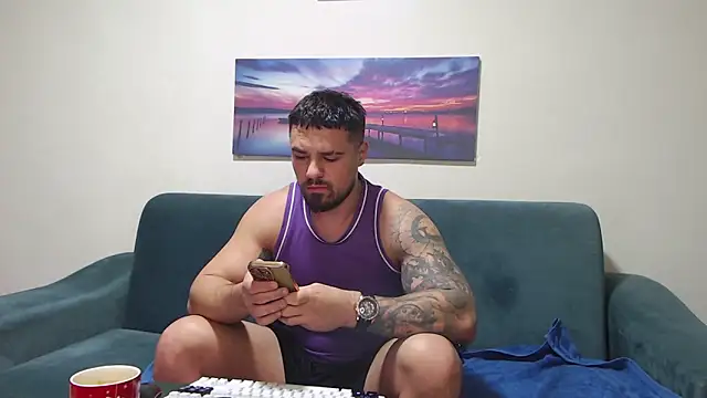 Snapshot of Tiberius_hunk chatting on November 30, 2025, 10:19 am Tiberius hunk online show from November 30, 2025, 10:19 am