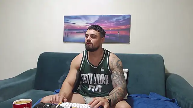 Snapshot of Tiberius_hunk chatting on December 3, 2025, 5:04 am Tiberius hunk online show from December 3, 2025, 5:04 am