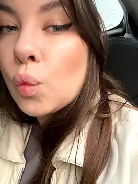 HannaJohnson online show from November 25, 2025, 5:51 am