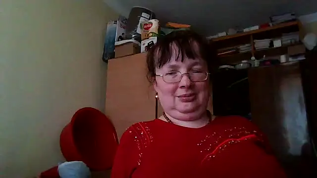 Snapshot of Queen-Elizabeth-25 chatting on March 4, 2025, 12:33 pm Queen-Elizabeth-25 online show from March 4, 2025, 12:33 pm
