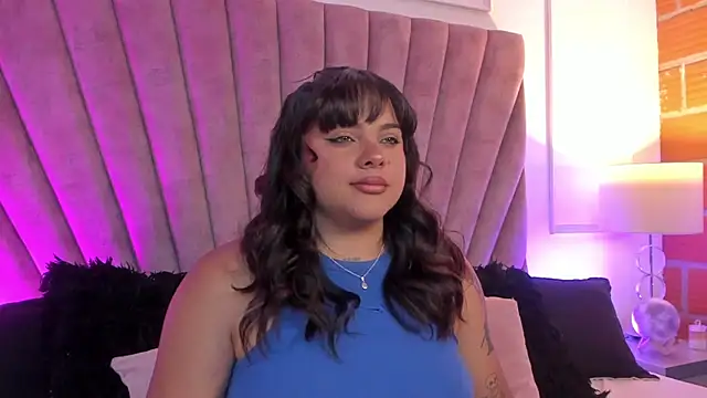 LunaSotto online show from October 31, 2025, 9:05 pm