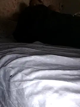 parejade225xh online show from October 18, 2025, 9:48 pm