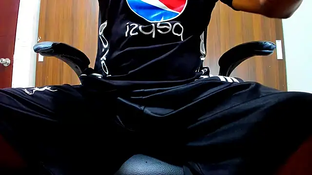 Dreamastercum  online show from October 19, 2025, 11:55 am