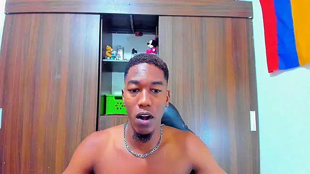 Dreamastercum  online show from March 17, 2026, 11:35 am