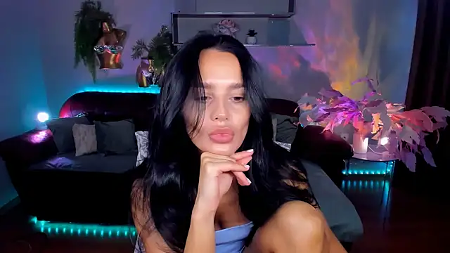 DanaSincere online show from February 9, 2026, 3:43 am