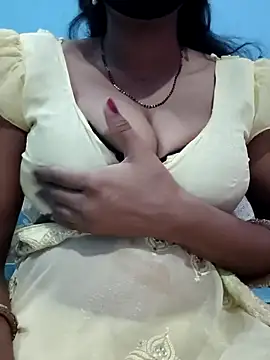 Snapshot of Sexyradha_ chatting on February 20, 2026, 6:08 pm Sexyradha online show from February 20, 2026, 6:08 pm