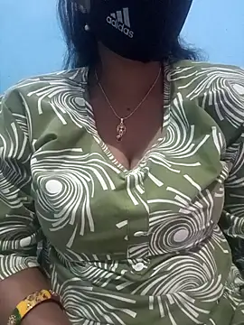 Snapshot of Sexyradha_ chatting on March 3, 2026, 4:13 pm Sexyradha online show from March 3, 2026, 4:13 pm