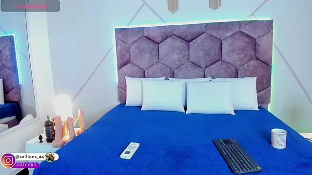 aurora collinss  online show from September 29, 2025, 12:43 pm