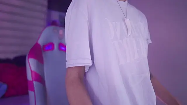 tommy blue online show from April 1, 2026, 1:17 am