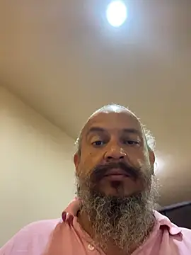 Snapshot of Sollhmaarh chatting on April 2, 2026, 4:21 am Sollhmaarh online show from April 2, 2026, 4:21 am