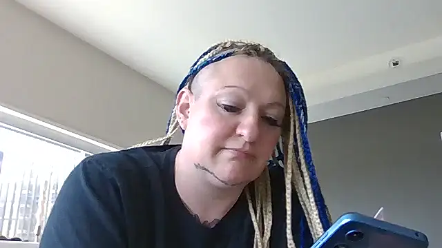 livieblainn online show from March 28, 2026, 6:40 pm