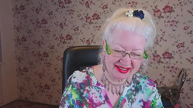 Maya Mayflower online show from March 15, 2026, 2:50 am