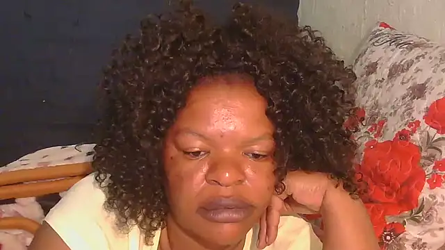 ebony rose11 online show from November 18, 2025, 4:17 am