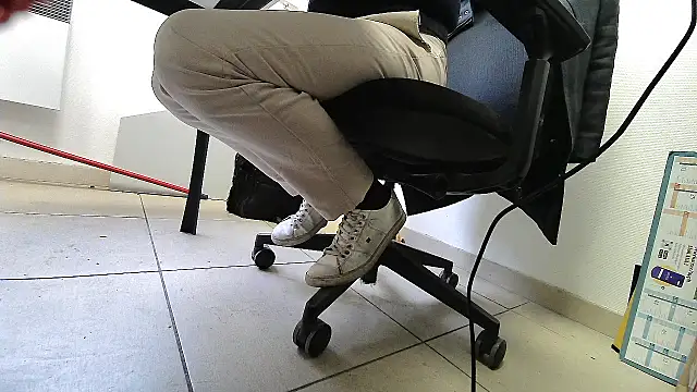 GM51-1988 online show from October 15, 2025, 8:58 am