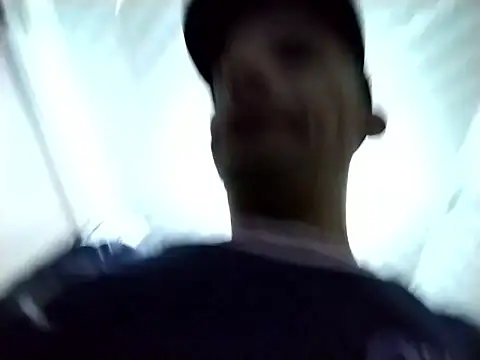 karlossan24 online show from February 22, 2026, 8:46 am