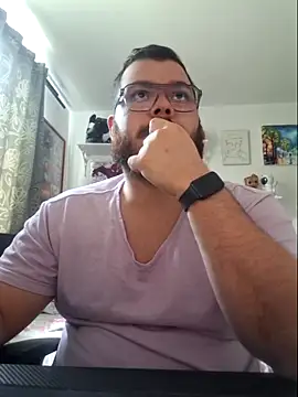 Snapshot of Edmund98 chatting on February 14, 2026, 6:59 pm Edmund98 online show from February 14, 2026, 6:59 pm