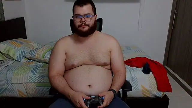 Snapshot of Edmund98 chatting on February 21, 2026, 2:01 am Edmund98 online show from February 21, 2026, 2:01 am