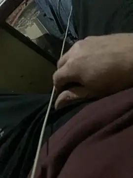 Snapshot of Djv16 chatting on February 3, 2026, 8:47 pm Djv16 online show from February 3, 2026, 8:47 pm