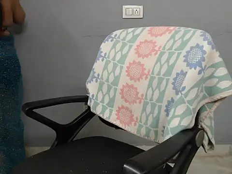 Snapshot of Surjeet_Kaur chatting on September 12, 2025, 3:28 am Surjeet Kaur online show from September 12, 2025, 3:28 am