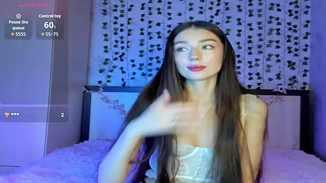 MelissaMillton online show from October 3, 2025, 8:06 pm