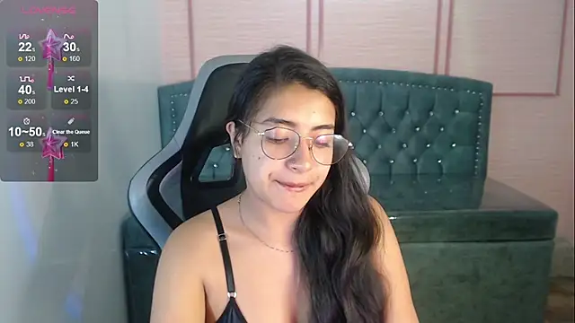 alexa romero t online show from October 6, 2025, 11:40 am