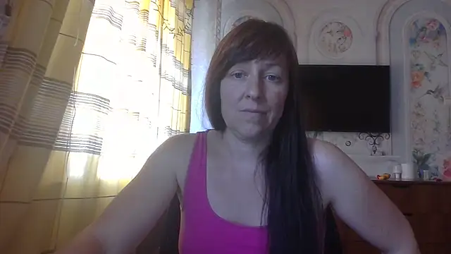 Snapshot of CarolinaReaperRed chatting on June 5, 2026, 9:59 am CarolinaReaperRed online show from June 5, 2026, 9:59 am