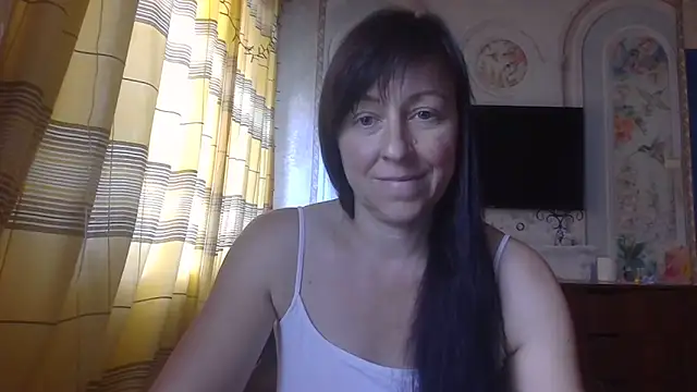 Snapshot of CarolinaReaperRed chatting on June 15, 2026, 9:44 am CarolinaReaperRed online show from June 15, 2026, 9:44 am