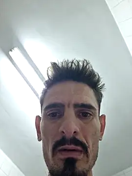 Snapshot of Anonim2026 chatting on November 1, 2025, 11:40 pm Anonim2026 online show from November 1, 2025, 11:40 pm