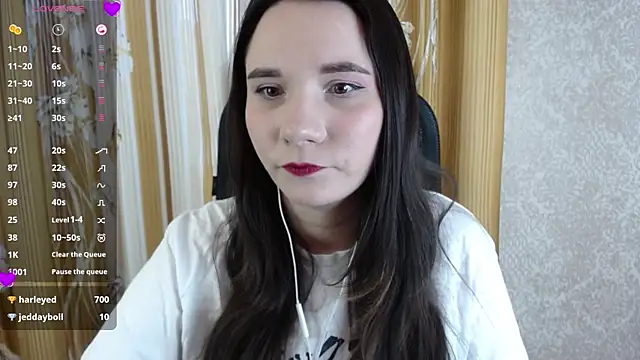 KateForLove online show from March 13, 2025, 1:29 pm