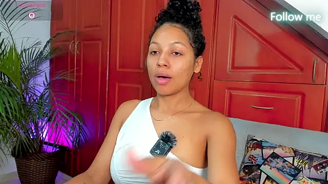 Sasha rd online show from May 25, 2026, 1:17 pm