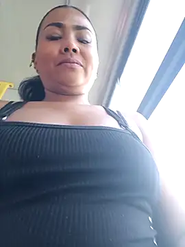 Ariana Rodriguez online show from December 20, 2025, 2:24 pm