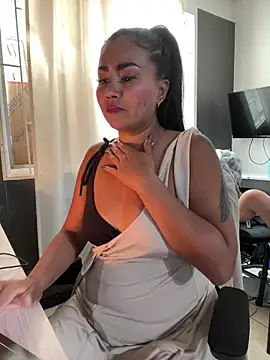 Ariana Rodriguez online show from January 5, 2026, 5:27 pm