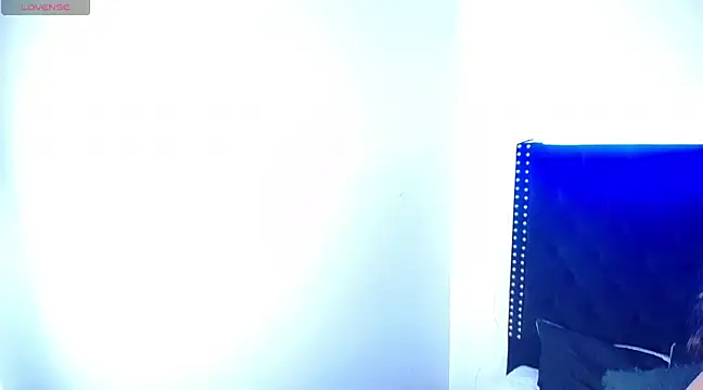 Ayliinn  online show from March 20, 2025, 2:51 am