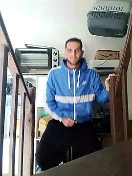 Snapshot of Anthopassif84 chatting on March 6, 2025, 10:09 am Anthopassif84 online show from March 6, 2025, 10:09 am