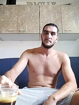 Snapshot of Anthopassif84 chatting on September 9, 2025, 10:37 am Anthopassif84 online show from September 9, 2025, 10:37 am