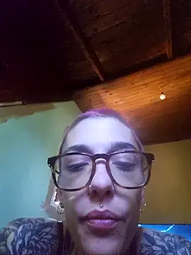 Buenna online show from January 18, 2026, 5:17 pm