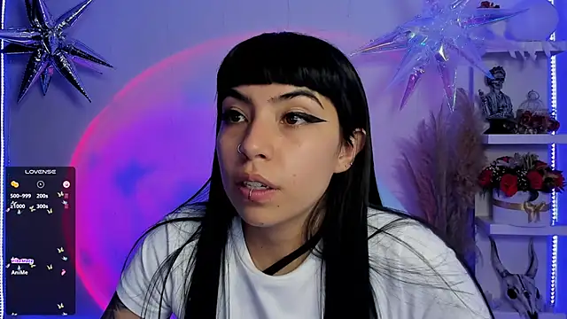 Snapshot of Saraa_Desiree chatting on March 11, 2025, 2:10 am Saraa Desiree online show from March 11, 2025, 2:10 am