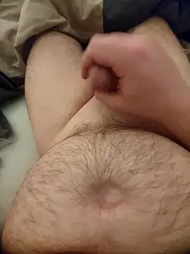 Littleshyguy online show from April 18, 2026, 5:39 pm