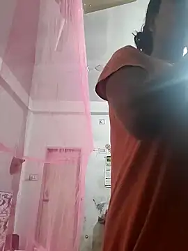 sexy-trisha1 online show from October 12, 2025, 5:23 pm