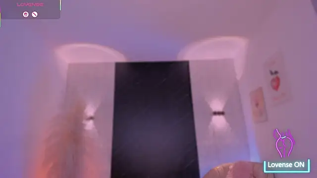 Snapshot of IvyJonesX chatting on July 9, 2026, 4:44 pm IvyJonesX online show from July 9, 2026, 4:44 pm