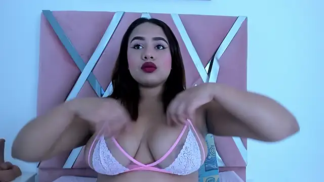 Vero Mendoza online show from September 18, 2025, 8:00 pm