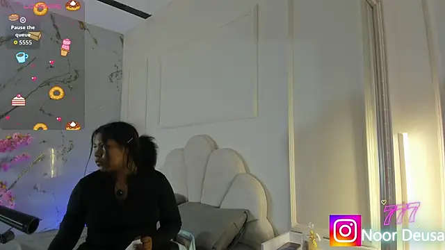 Candaceoweens online show from April 6, 2026, 3:37 am