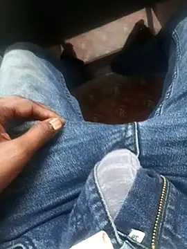 Snapshot of Tn_localboy69 chatting on March 12, 2025, 4:35 pm Tn localboy69 online show from March 12, 2025, 4:35 pm