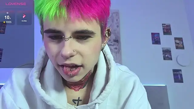 Alex Vallley online show from October 5, 2025, 9:45 pm