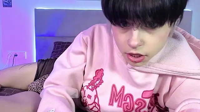 Alex Vallley online show from March 6, 2026, 11:01 pm