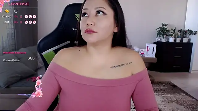 Snapshot of LisaAsianFlower chatting on September 18, 2025, 3:41 am LisaAsianFlower online show from September 18, 2025, 3:41 am