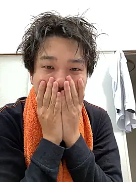 waka3232 online show from October 16, 2025, 3:07 am